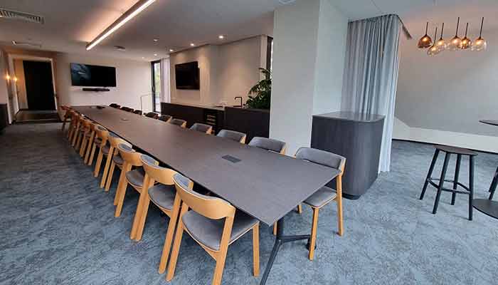 Auckland CBD Boardroom for hire